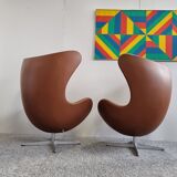 Pair of Arne Jacobsen Egg chairs by Fritz Hansen