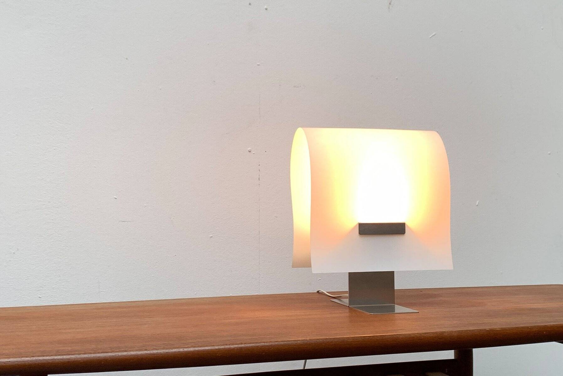 Minimalist table lamp model Emma by Cristina Lamiquiz, 1995