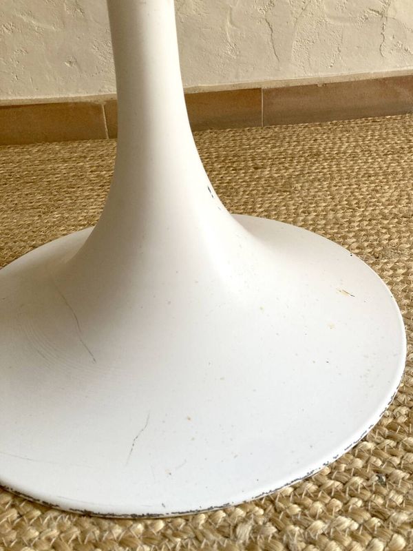 Chaise pied tulipe, années 1960