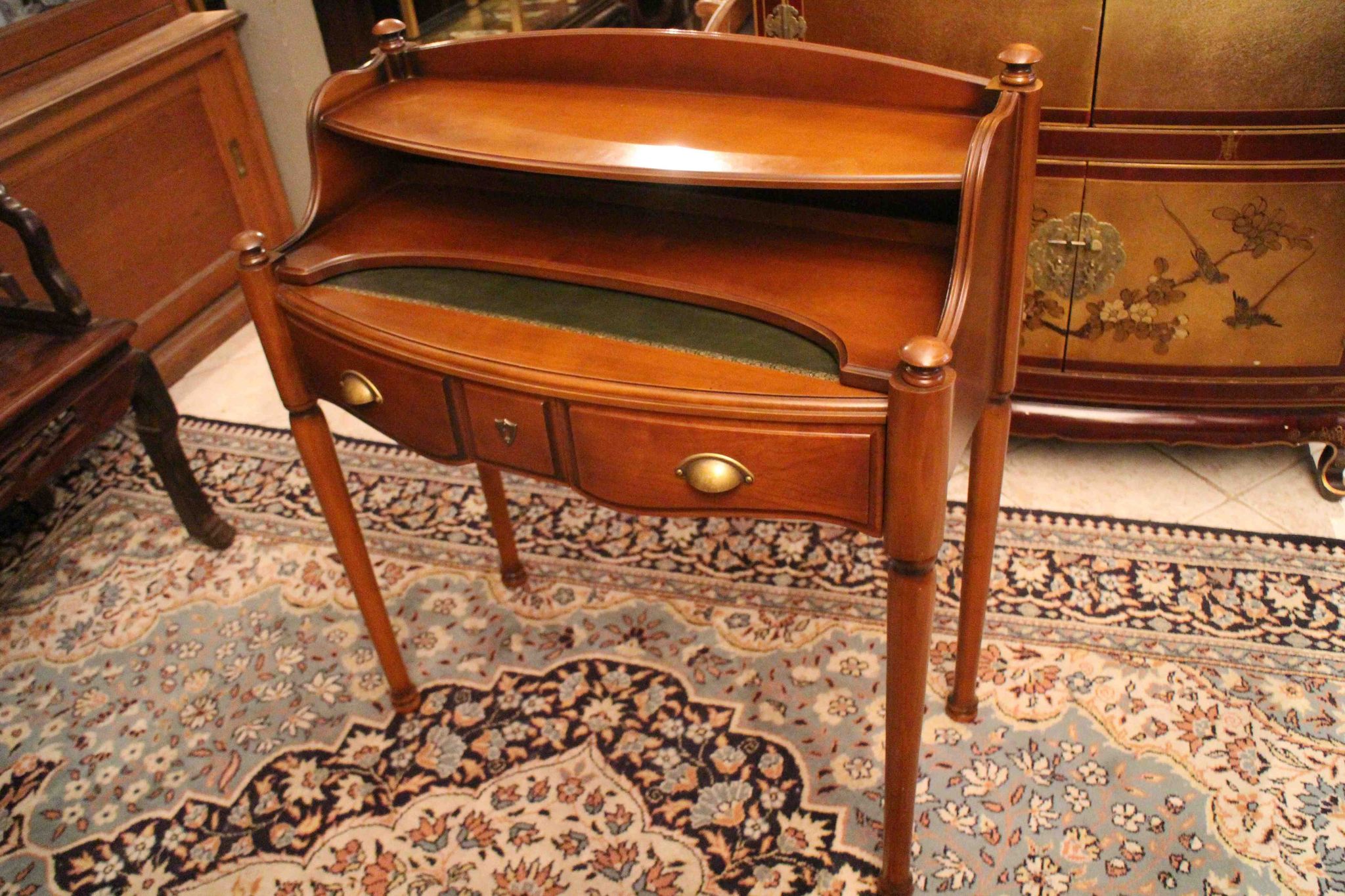Secretary of the day with a sliding tray and Louis-Philippe leather
