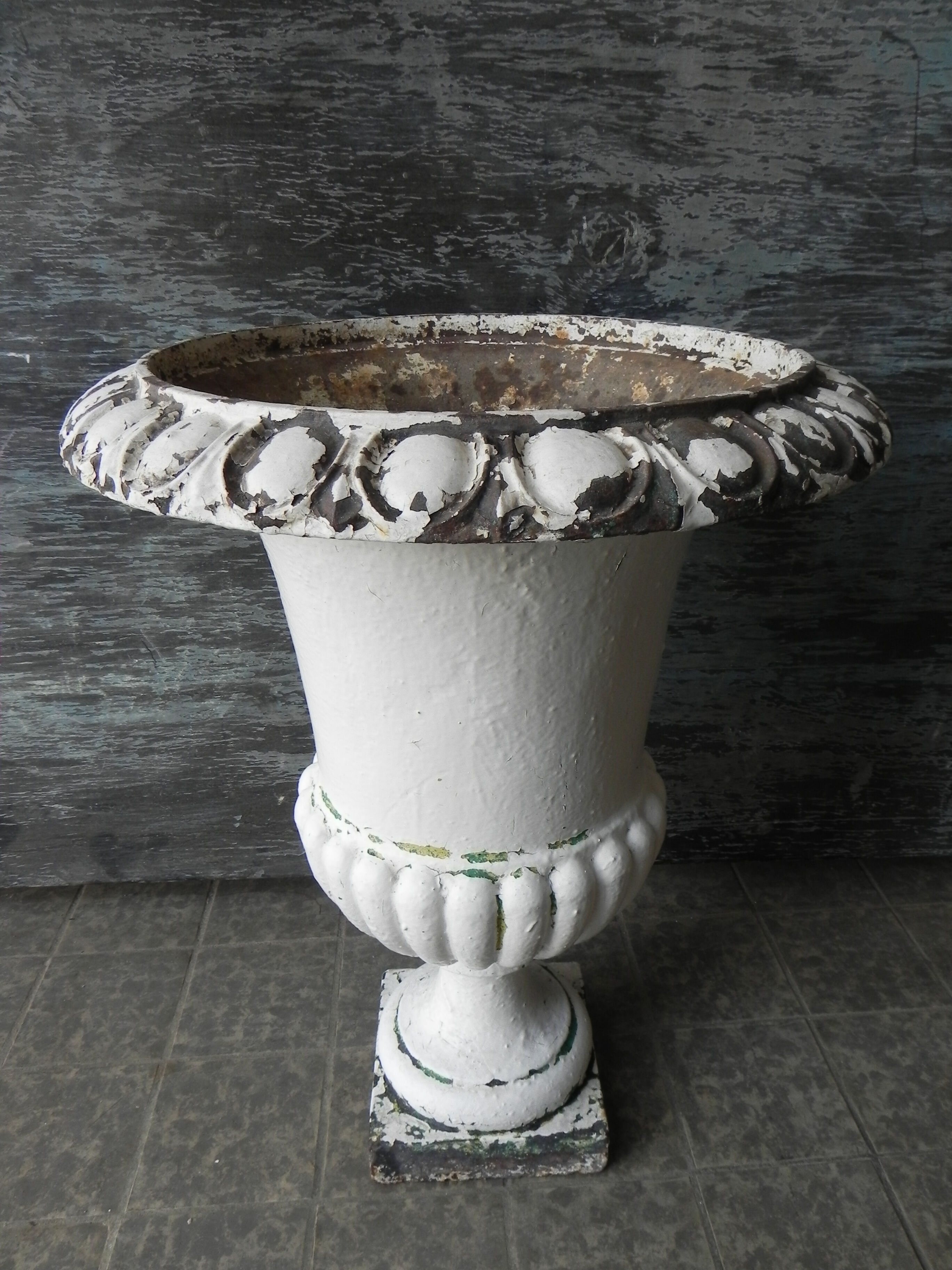 Cast iron vase model Medicis, 65 cm high﻿
