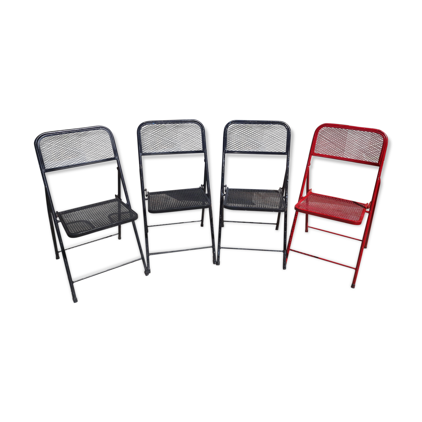 Set of 4 vintage metal folding chairs