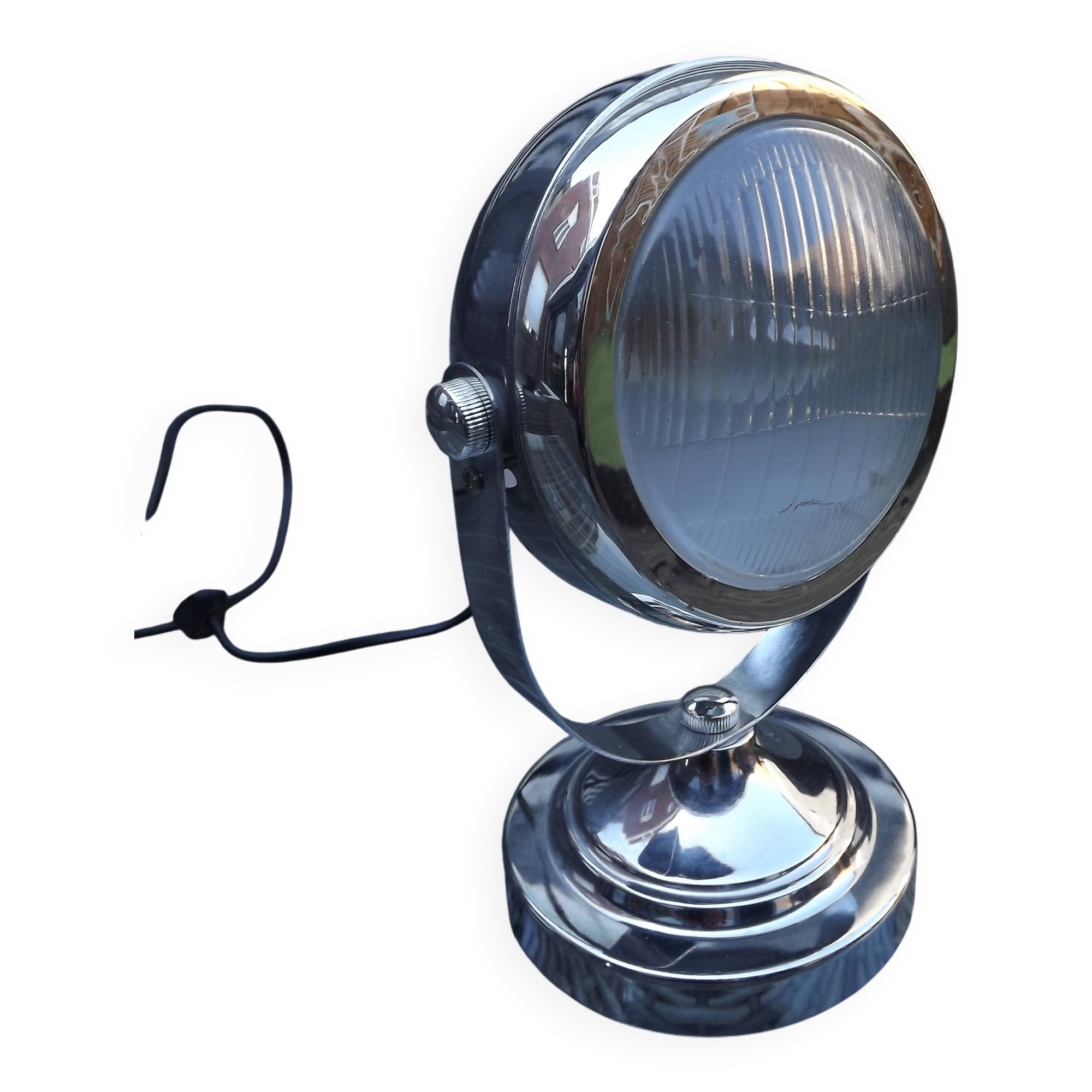 Chrome metal "lighthouse" lamp