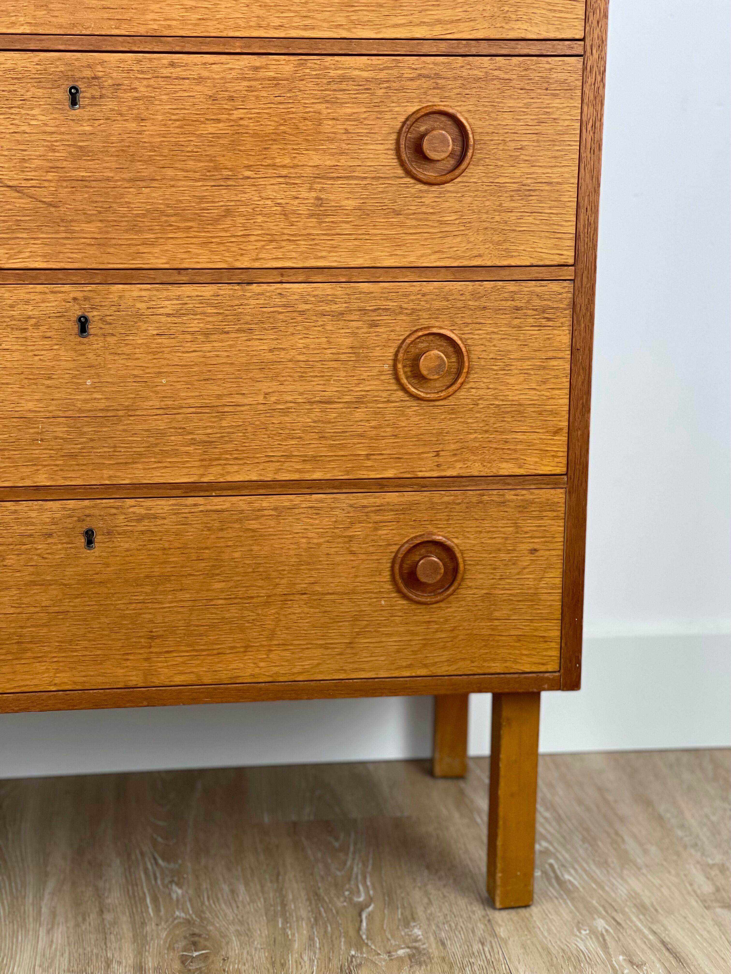 Commode scandinave