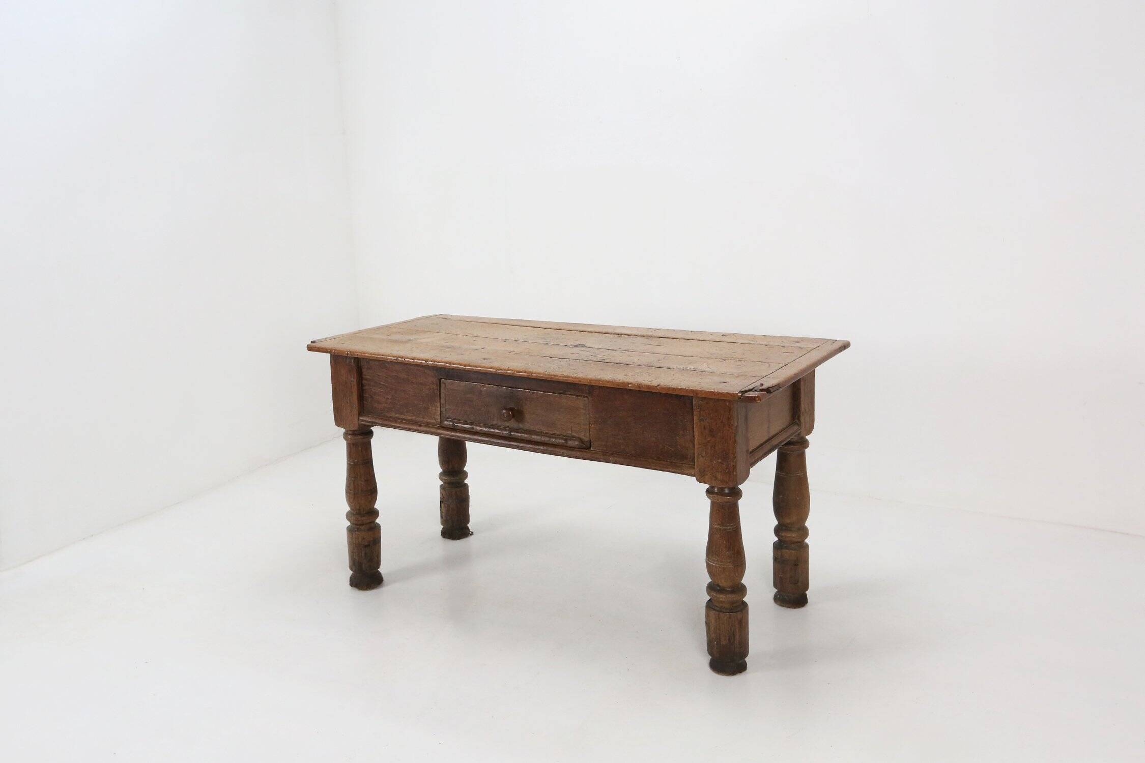 Belgian Antique oak console table with drawer, ca. 1740