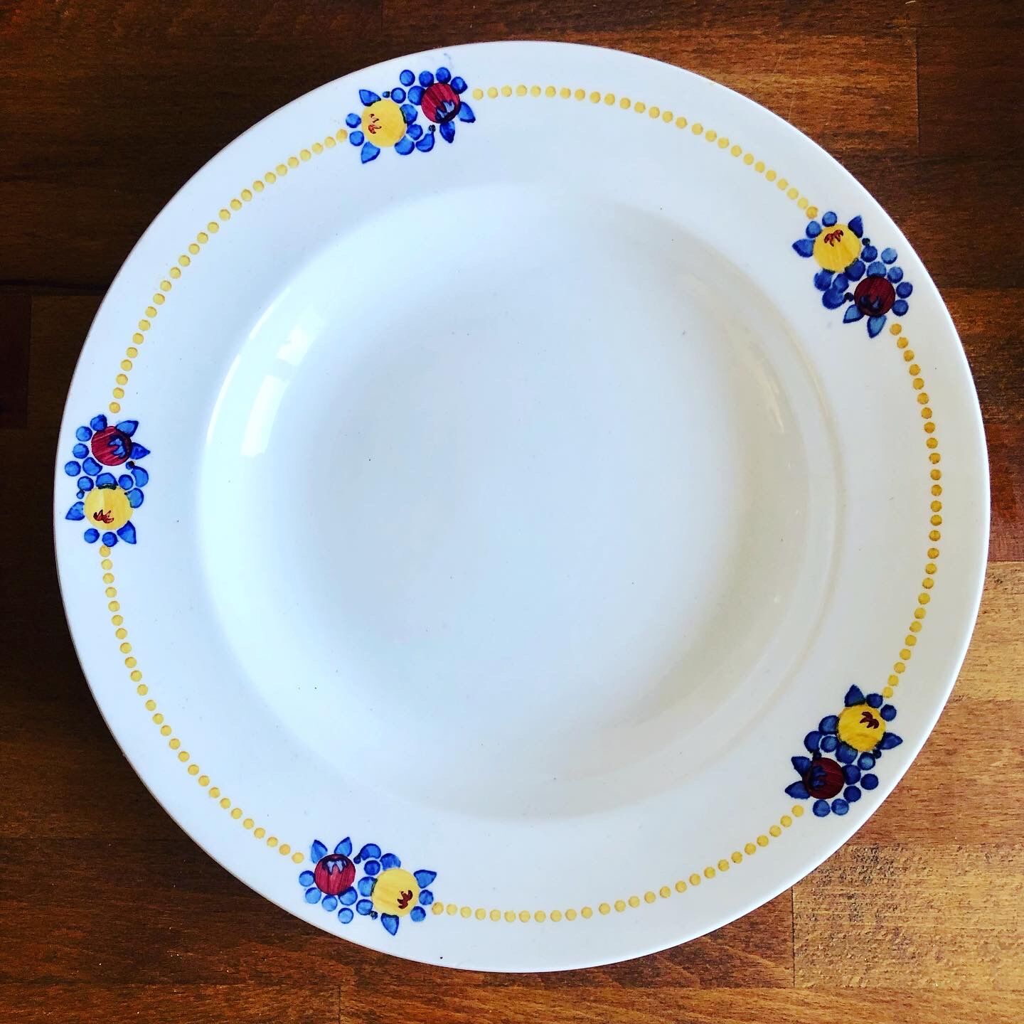 Lot de 6 anciennes assiettes