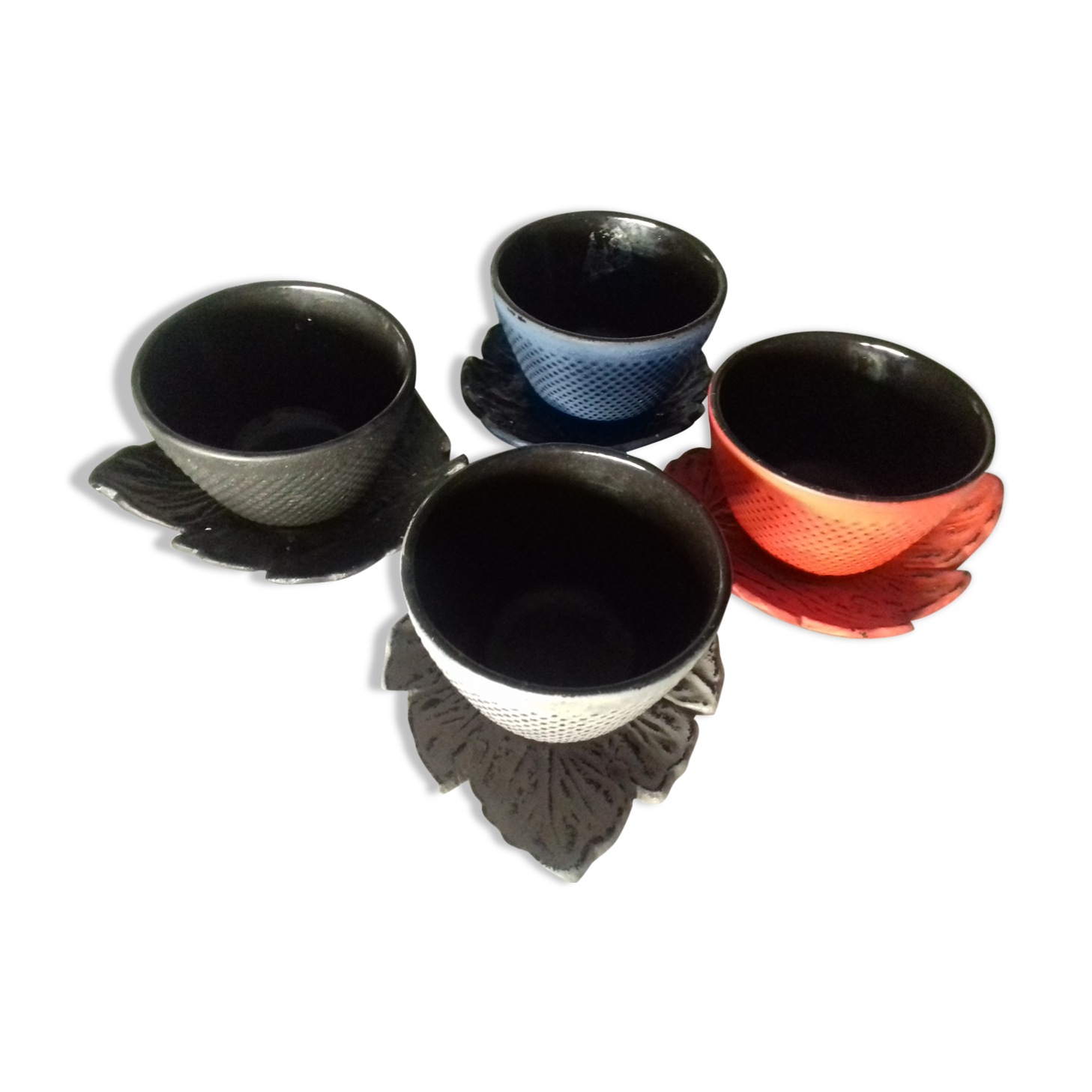 Suite of Asian teacups