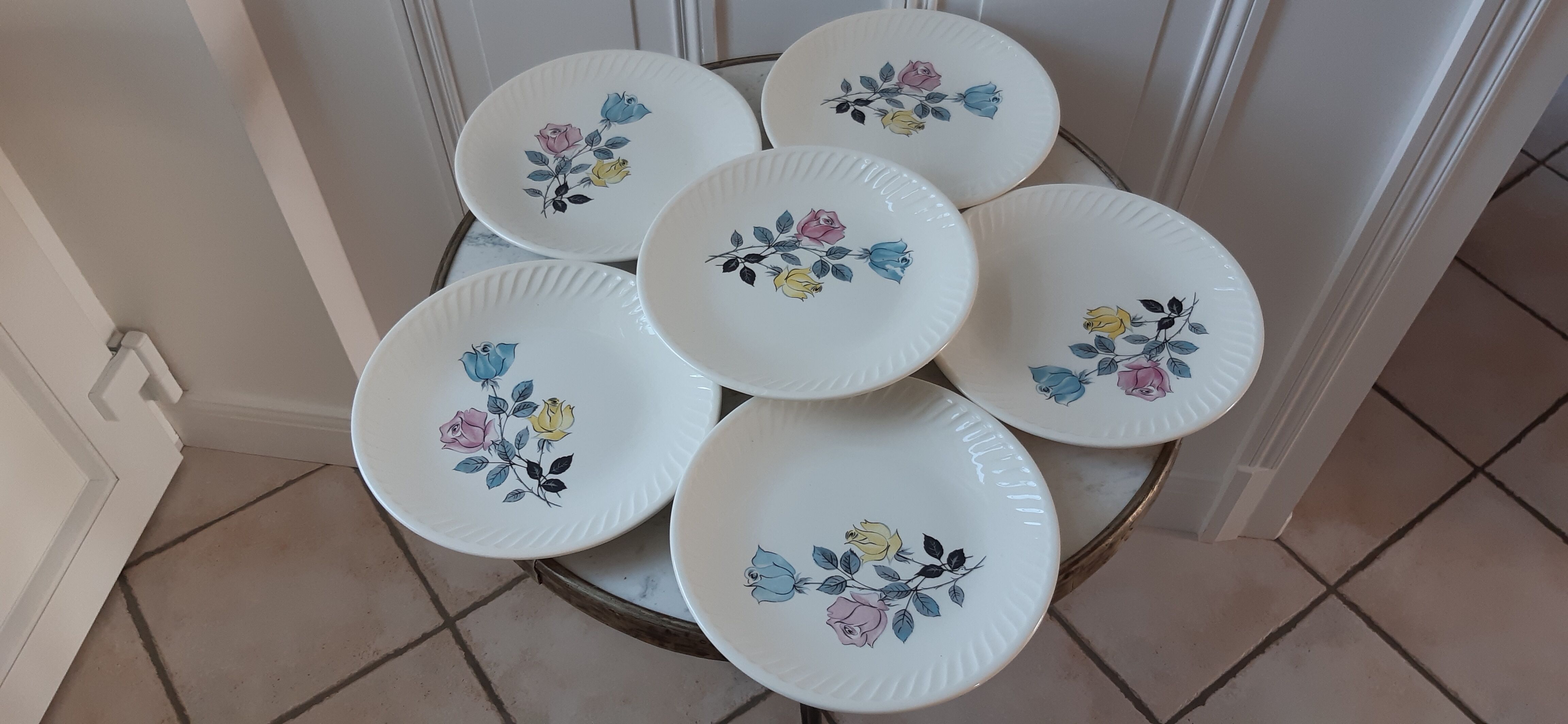 Set of 6 flat plates Gien model Marjolaine