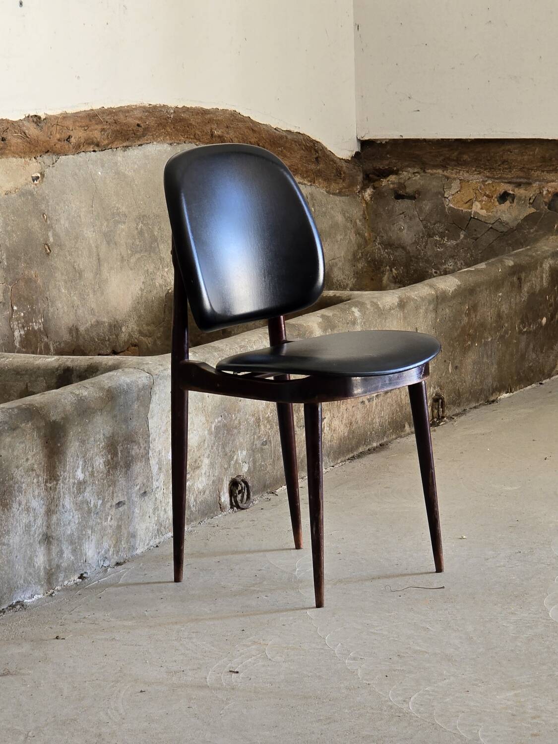 Baumann chair model "Pegasus"