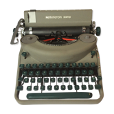 Old remington noiseless portable typewriter