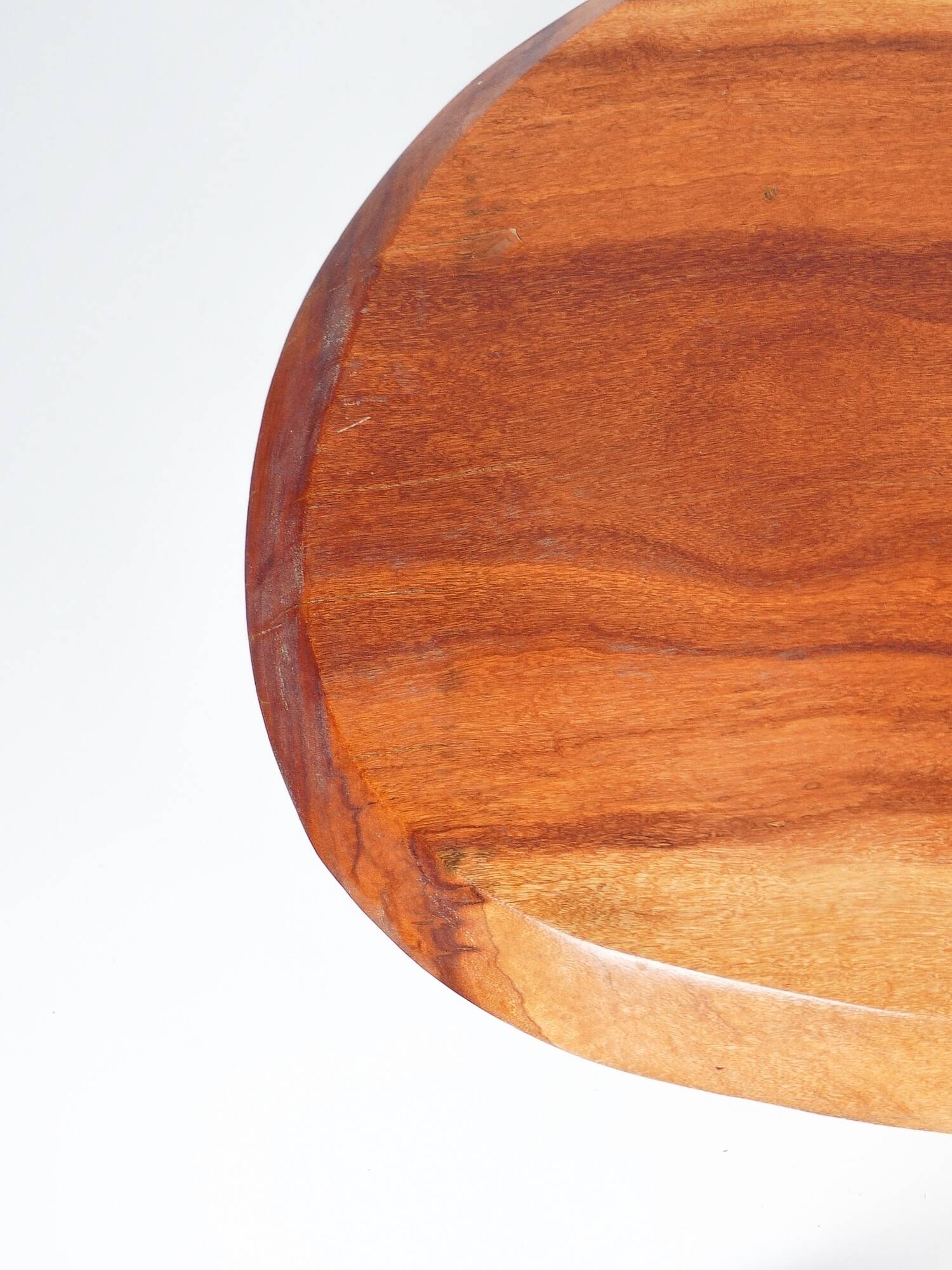 Travail français - table basse bois forme libre