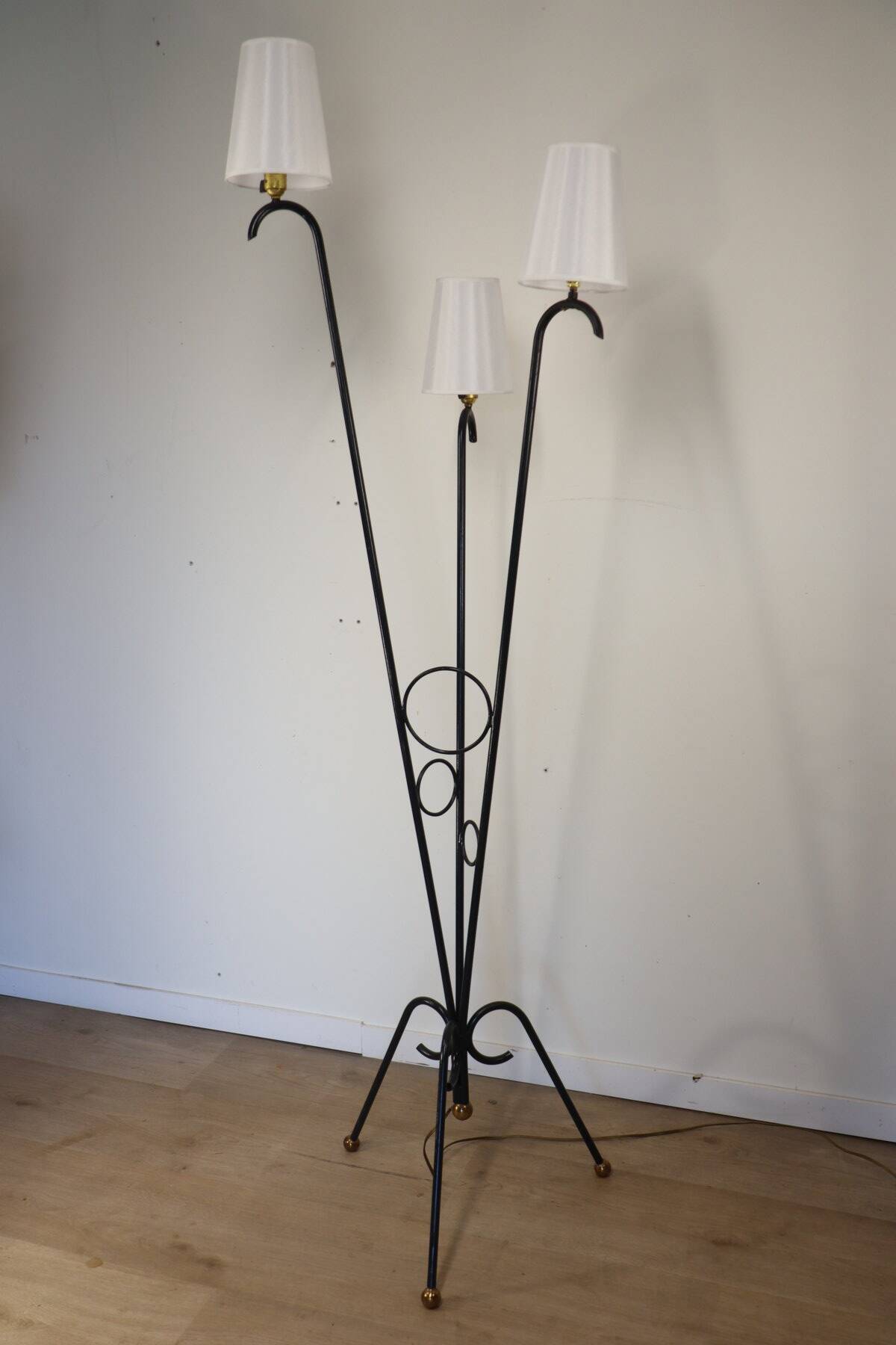 Tripod floor lamp in tubular metal - 1950s
