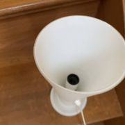 Lampe à poser en opaline Art déco