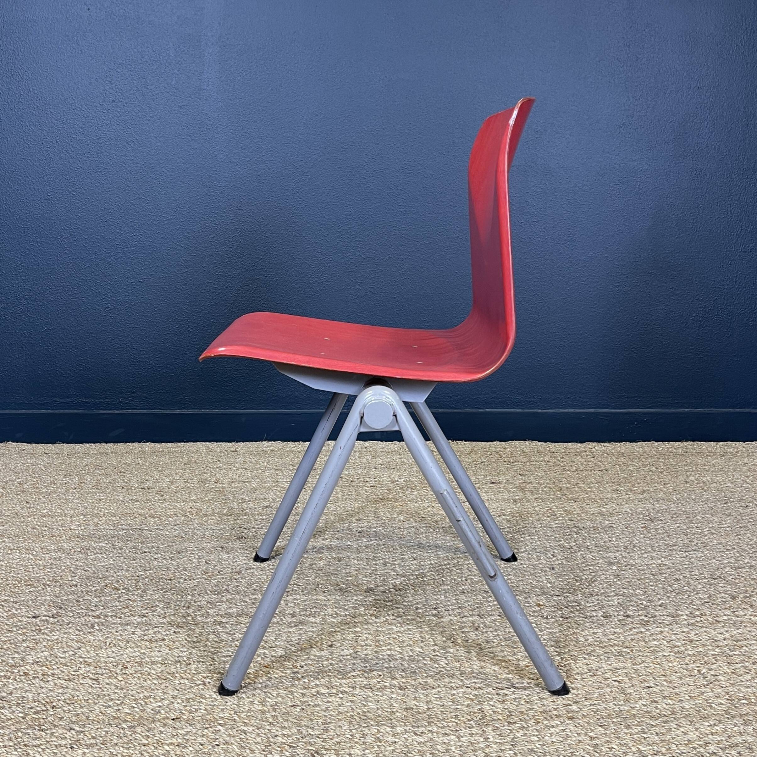 Set of 4 Galvanitas S30 raspberry red / gray steel chairs from the 70s