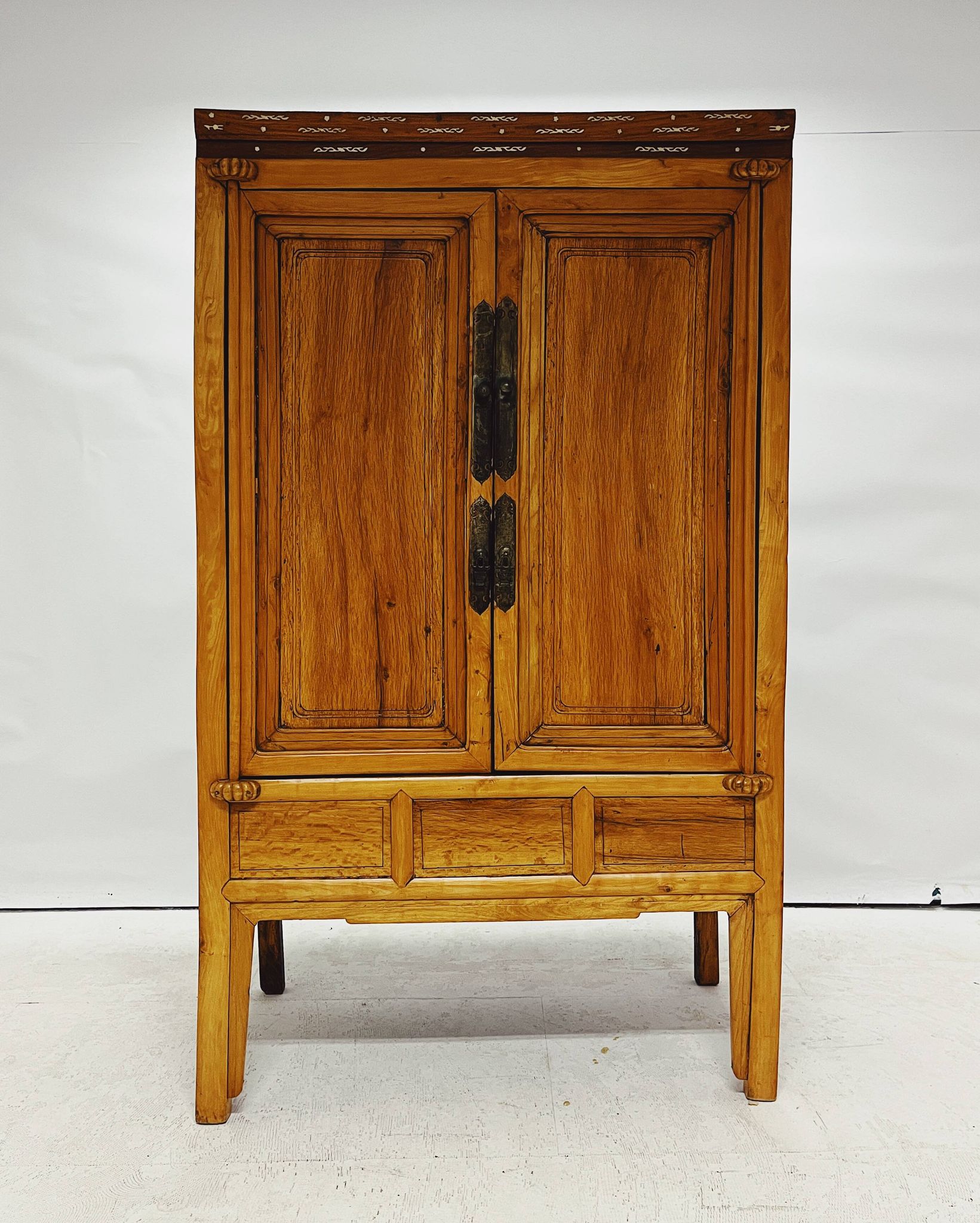 Cabinet chinois ancien