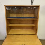 Petite armoire secrétaire vintage