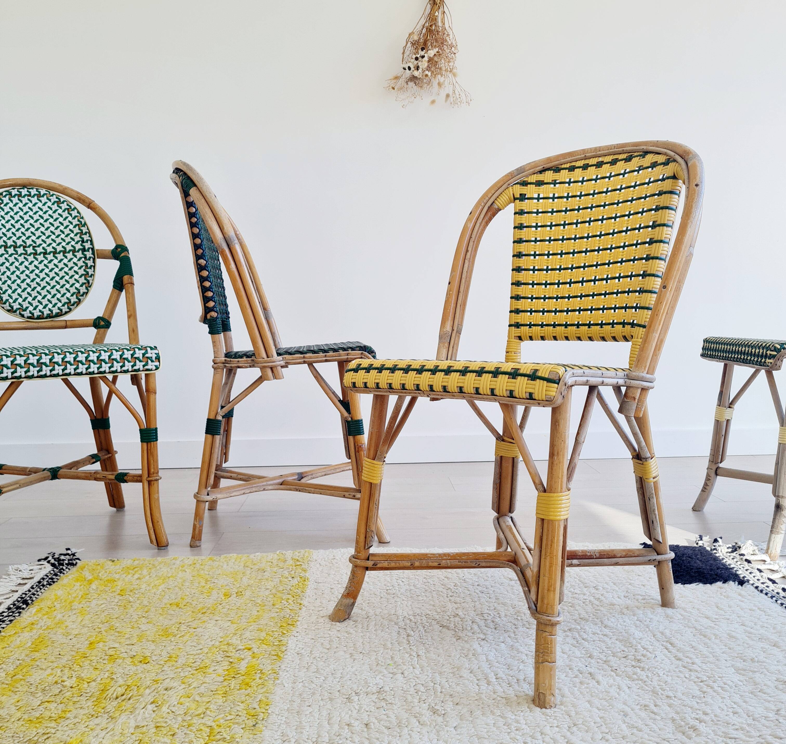 Chaises bistrot en rotin et scoubidou - vert