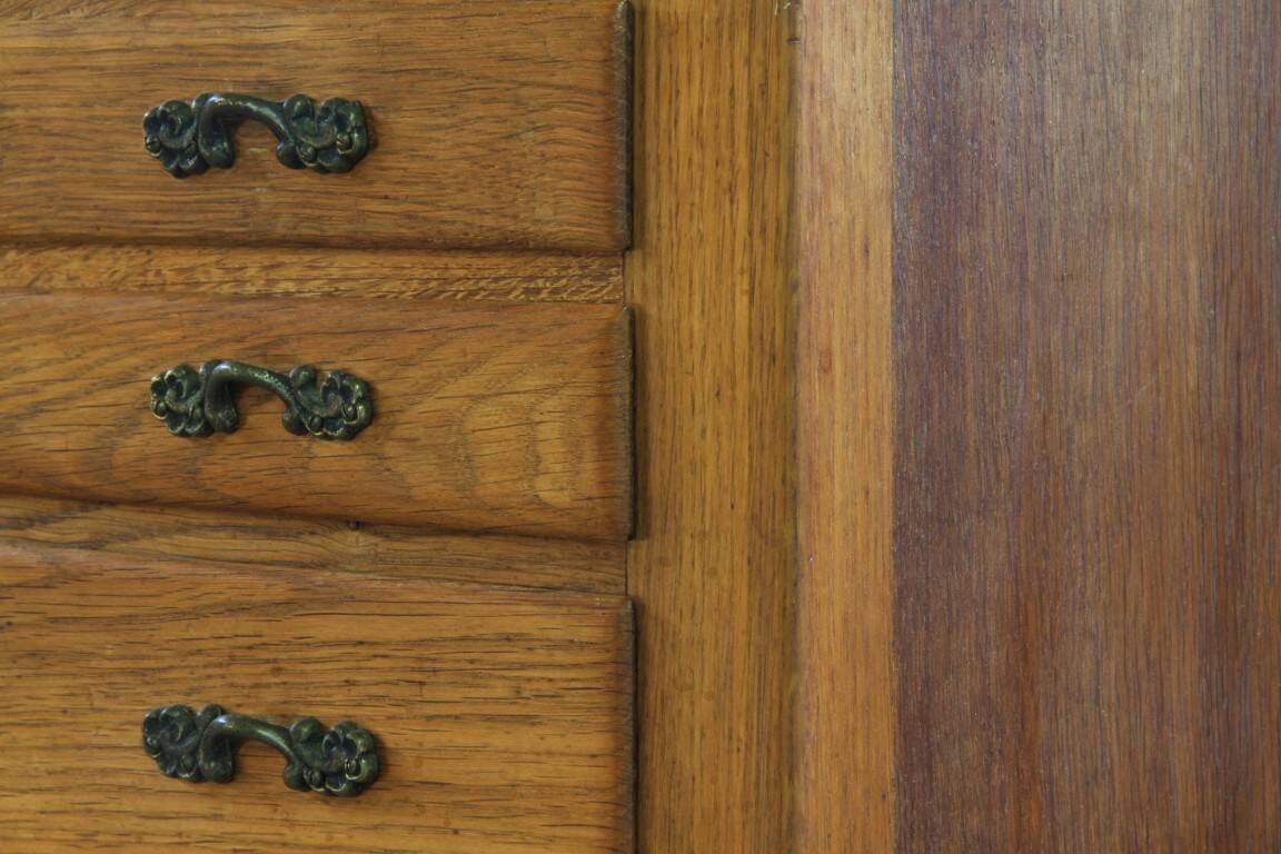Vintage Danish 1967 4-Drawer Dresser in Oak