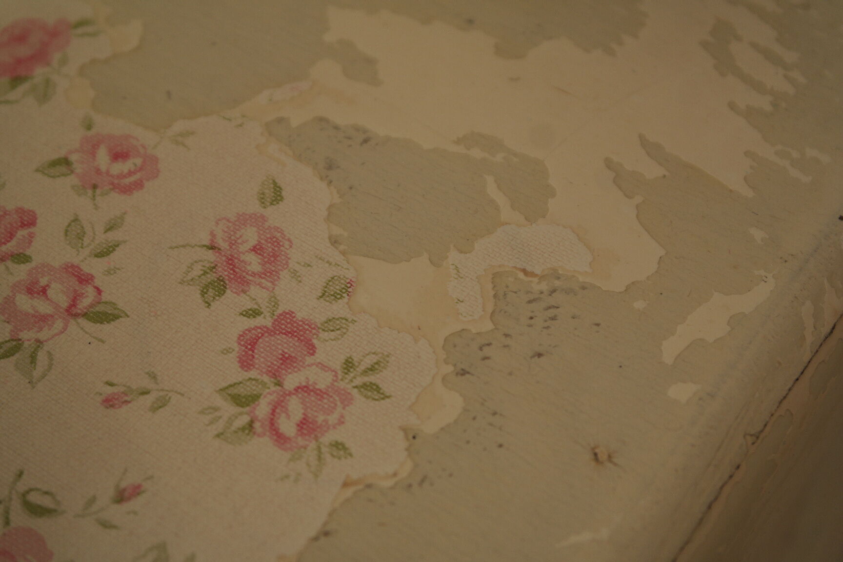 Commode art déco blanche patinée