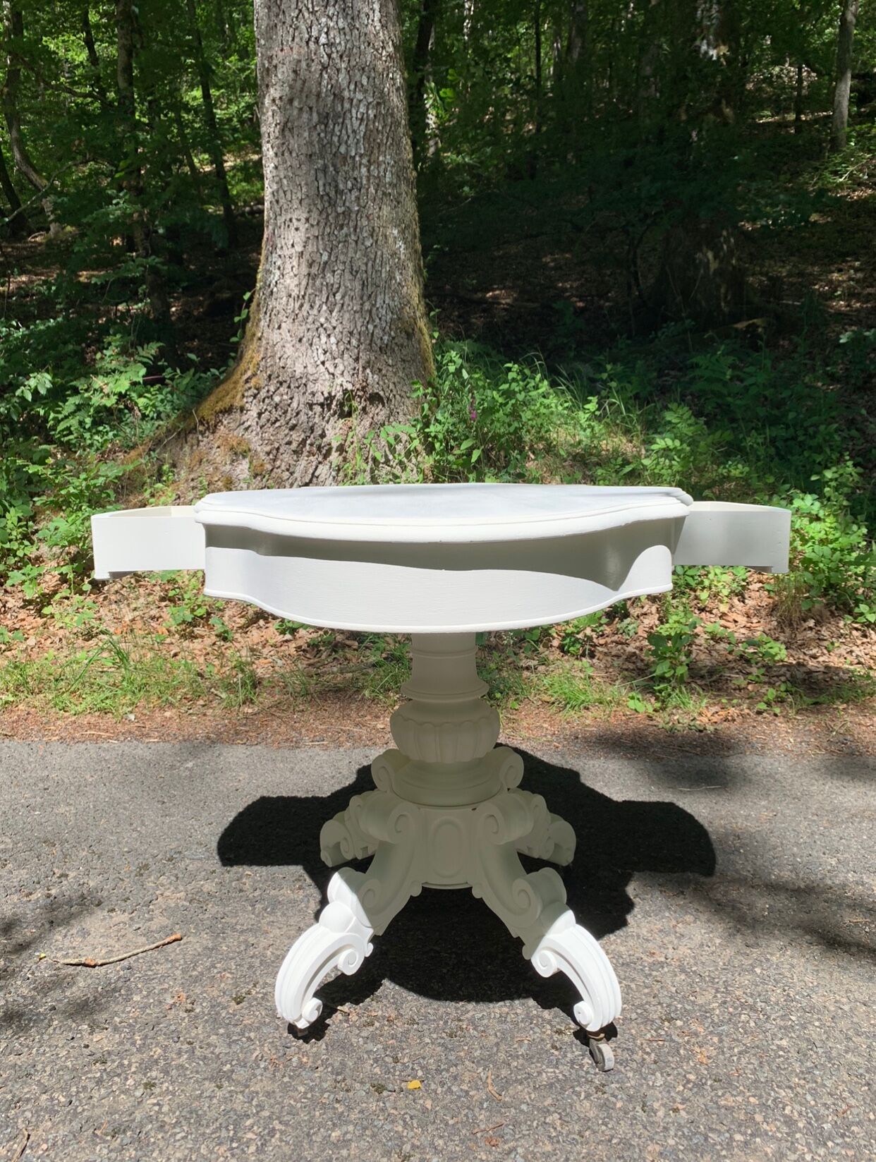 White dolce vita makeover violin table