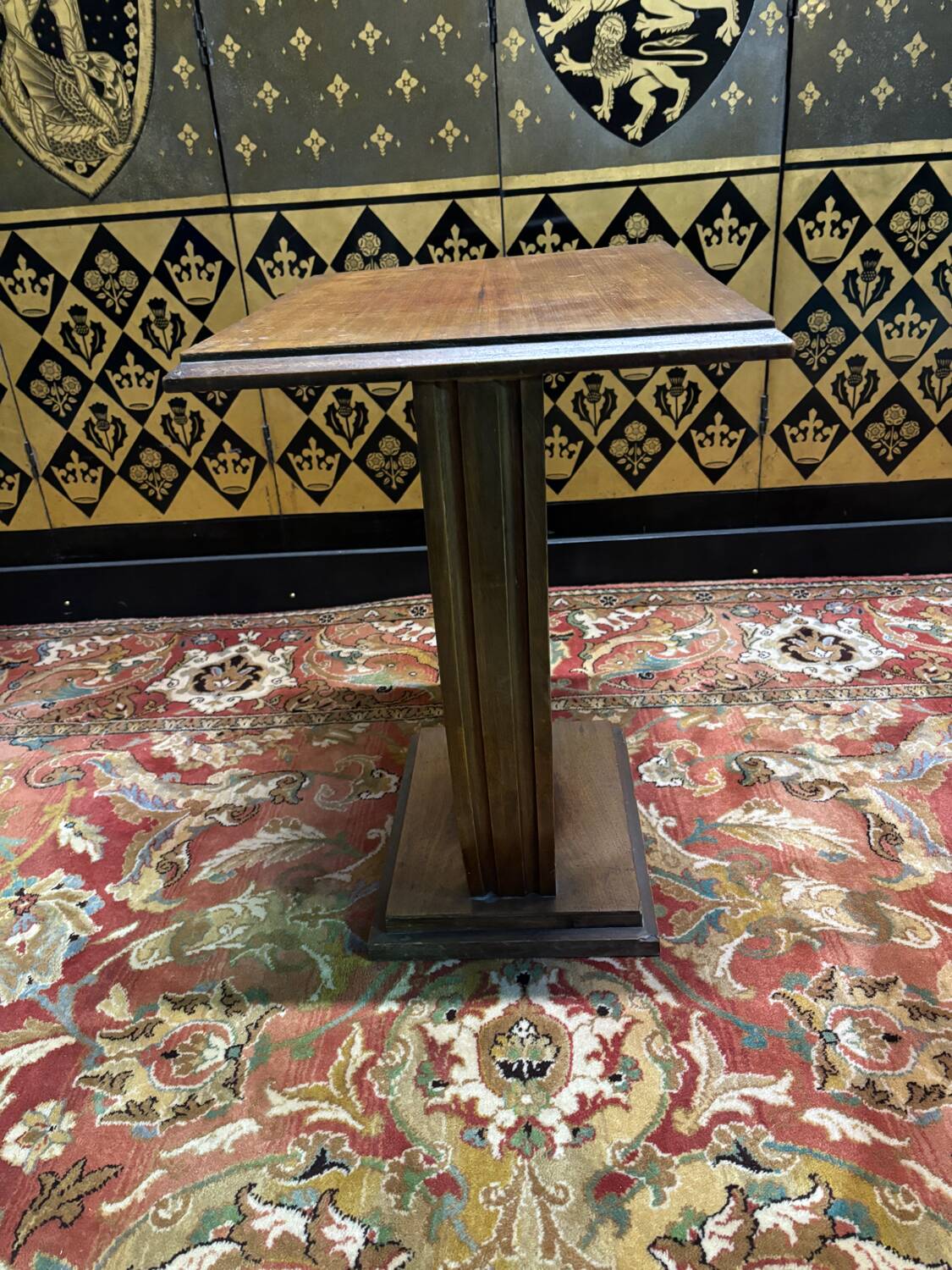 Art deco pedestal table