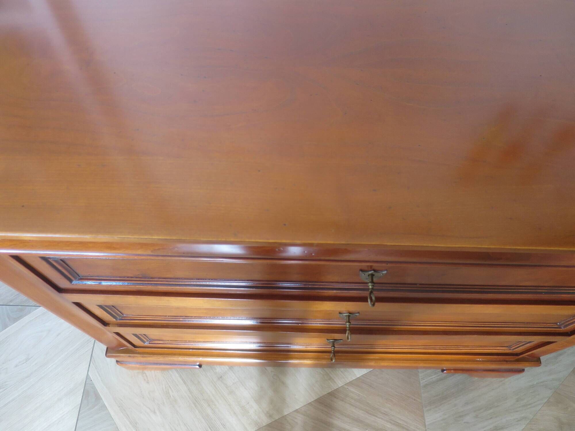 large curved chest of drawers - solid wood - cherry - 4 drawers - Louis Philippe