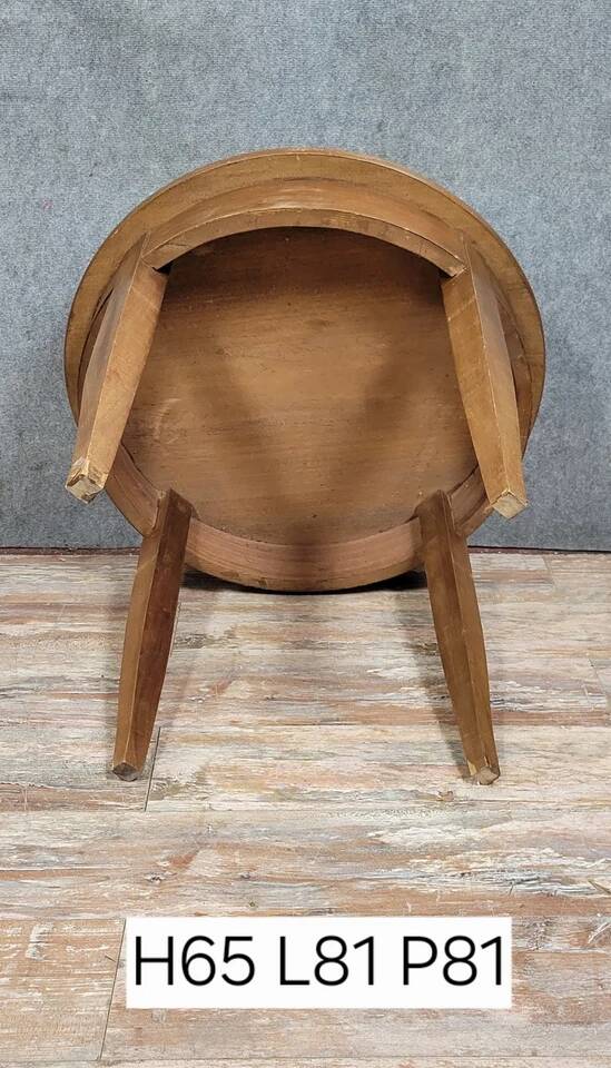 Louis XVI style round ceremonial table in walnut circa 1880