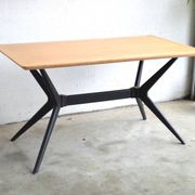 Table ou bureau par G-Plan * 137 cm
