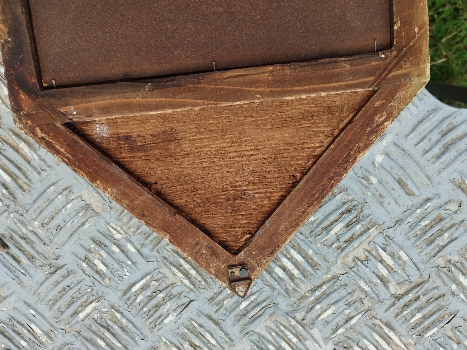 Antique Venetian mirror in gilded wood