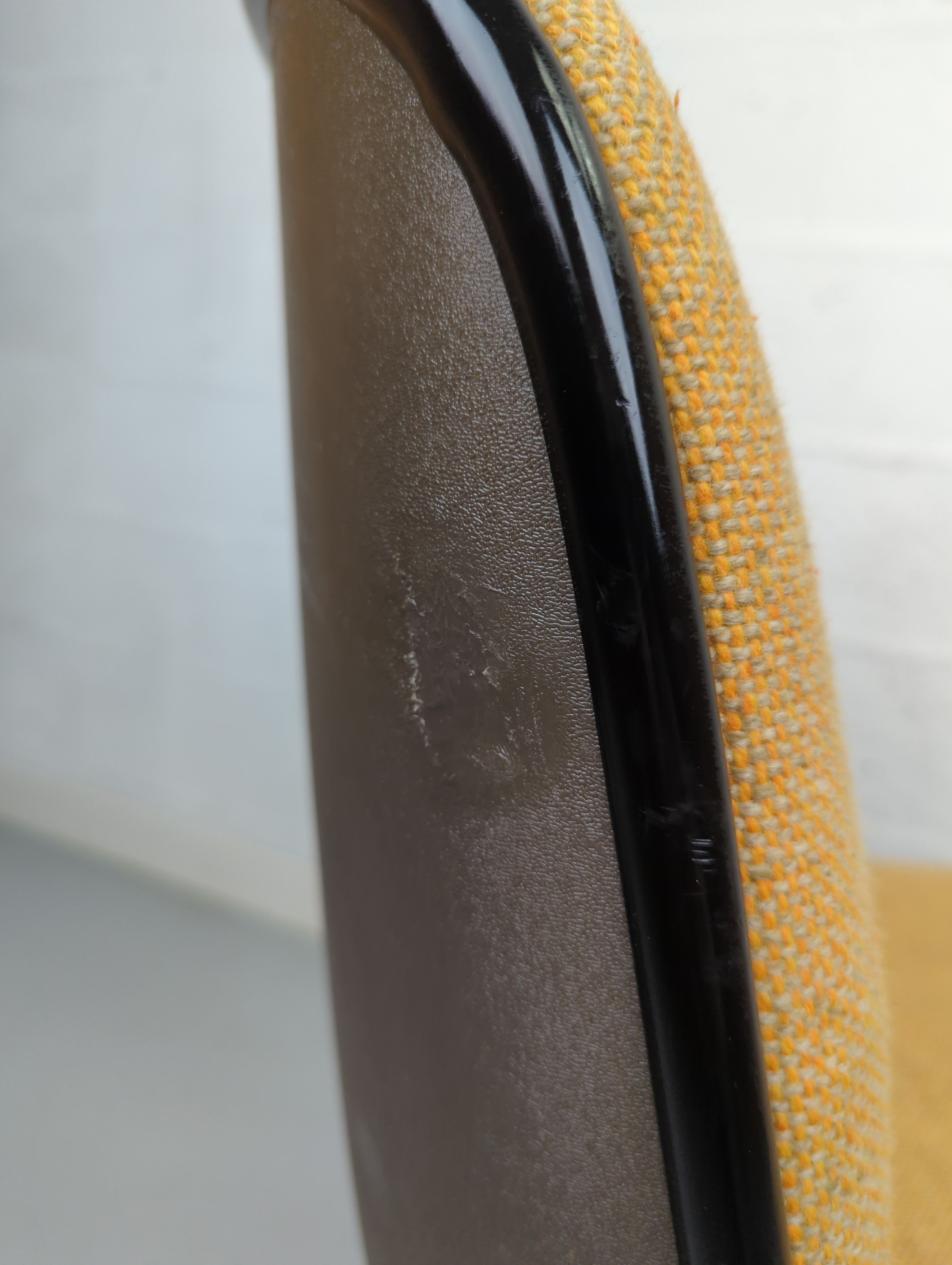 Strafor swivel office chair