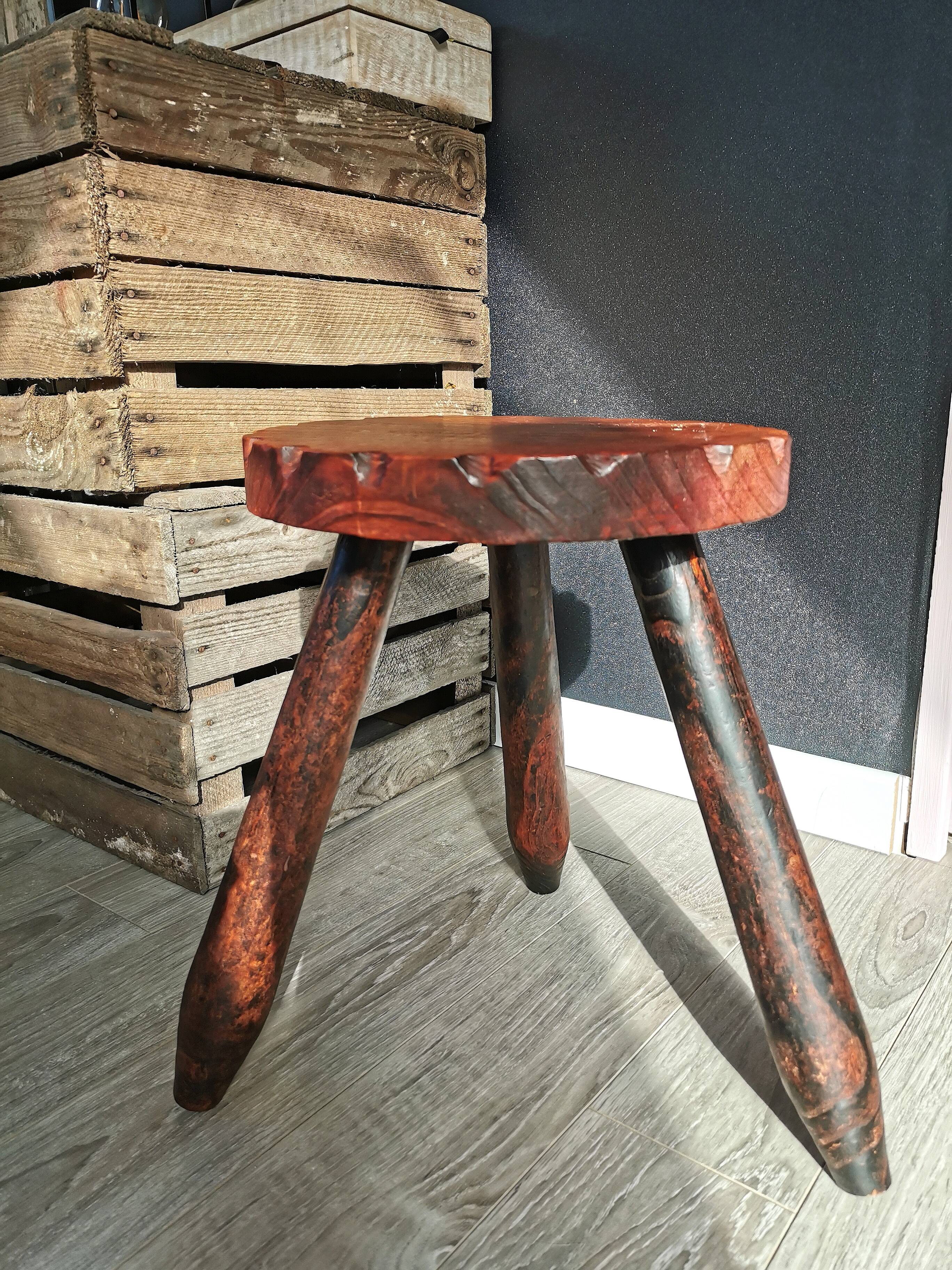 Tripod stool