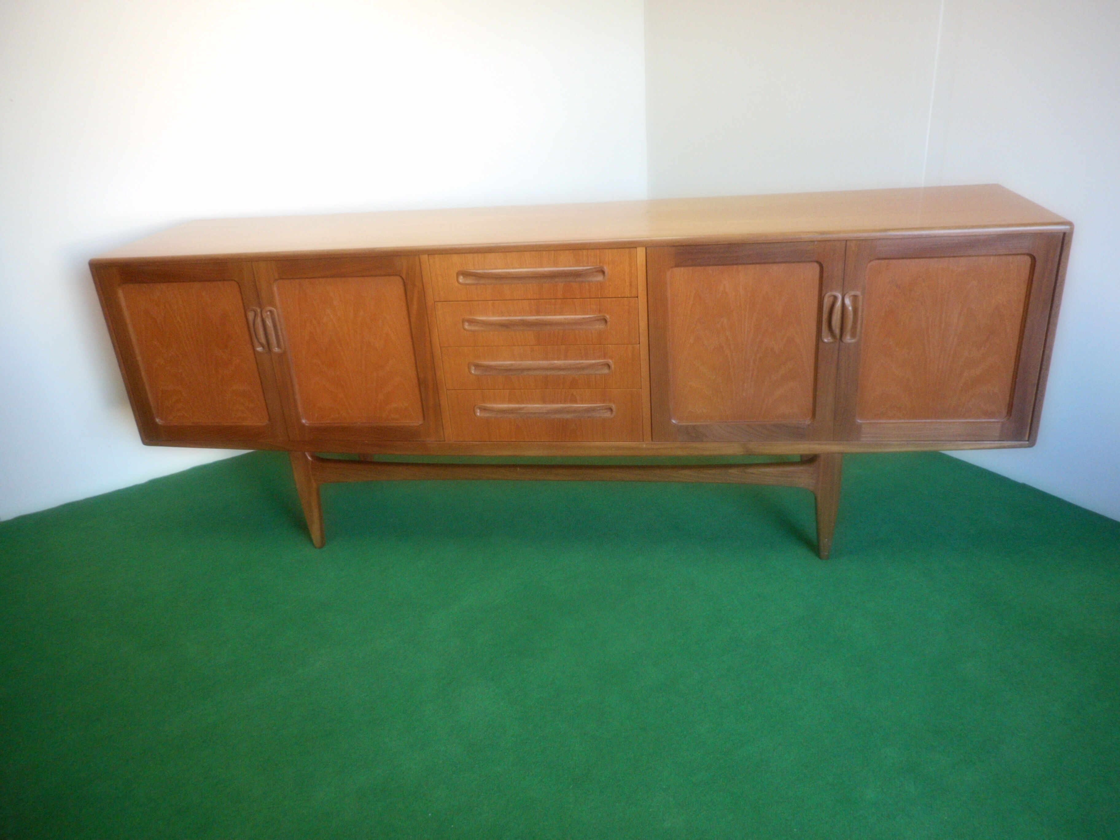 Sideboard