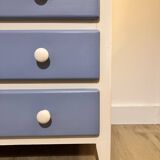 Wooden chest of drawers with tapered legs