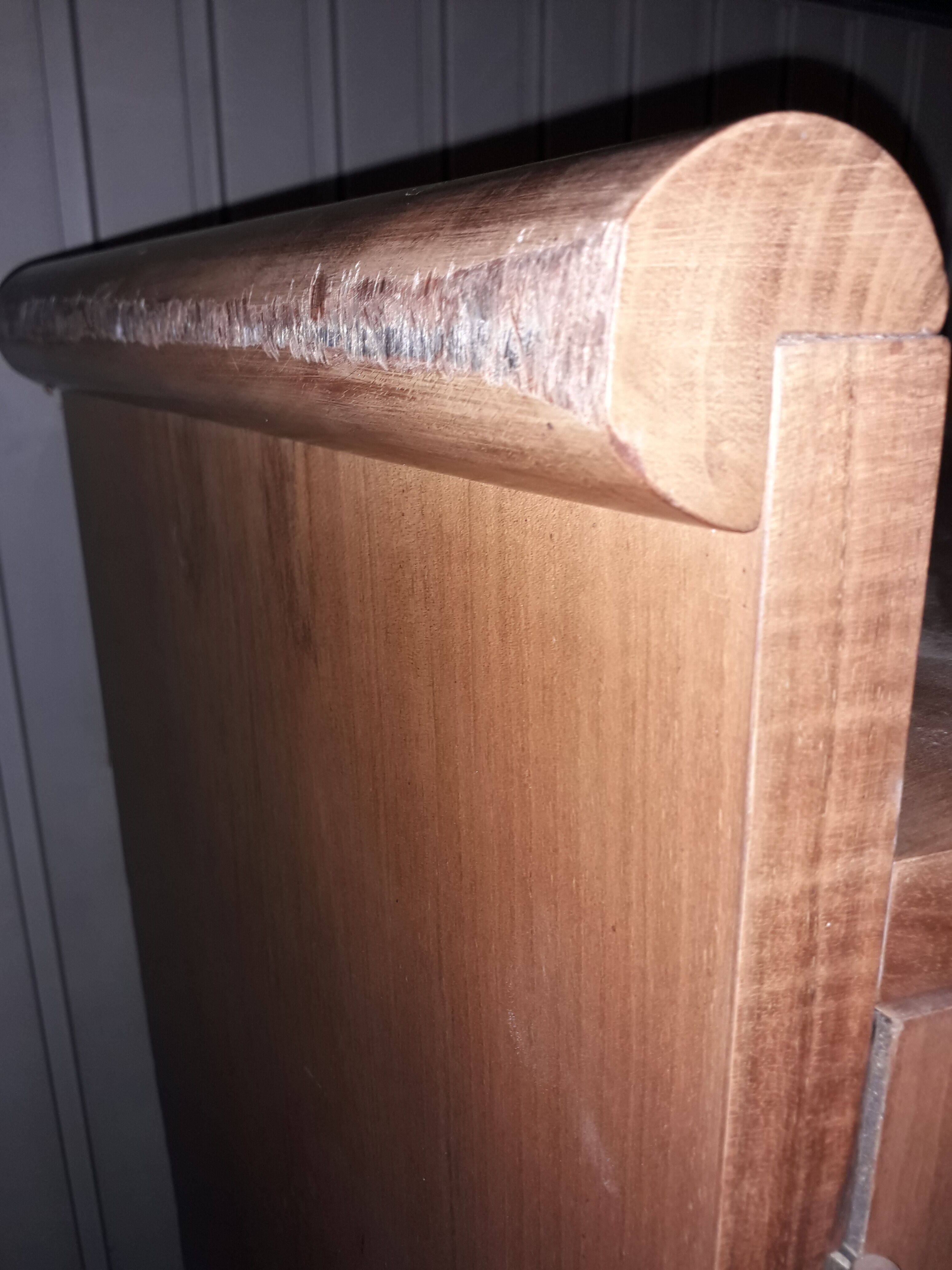 Aymeteric cabinet art deco