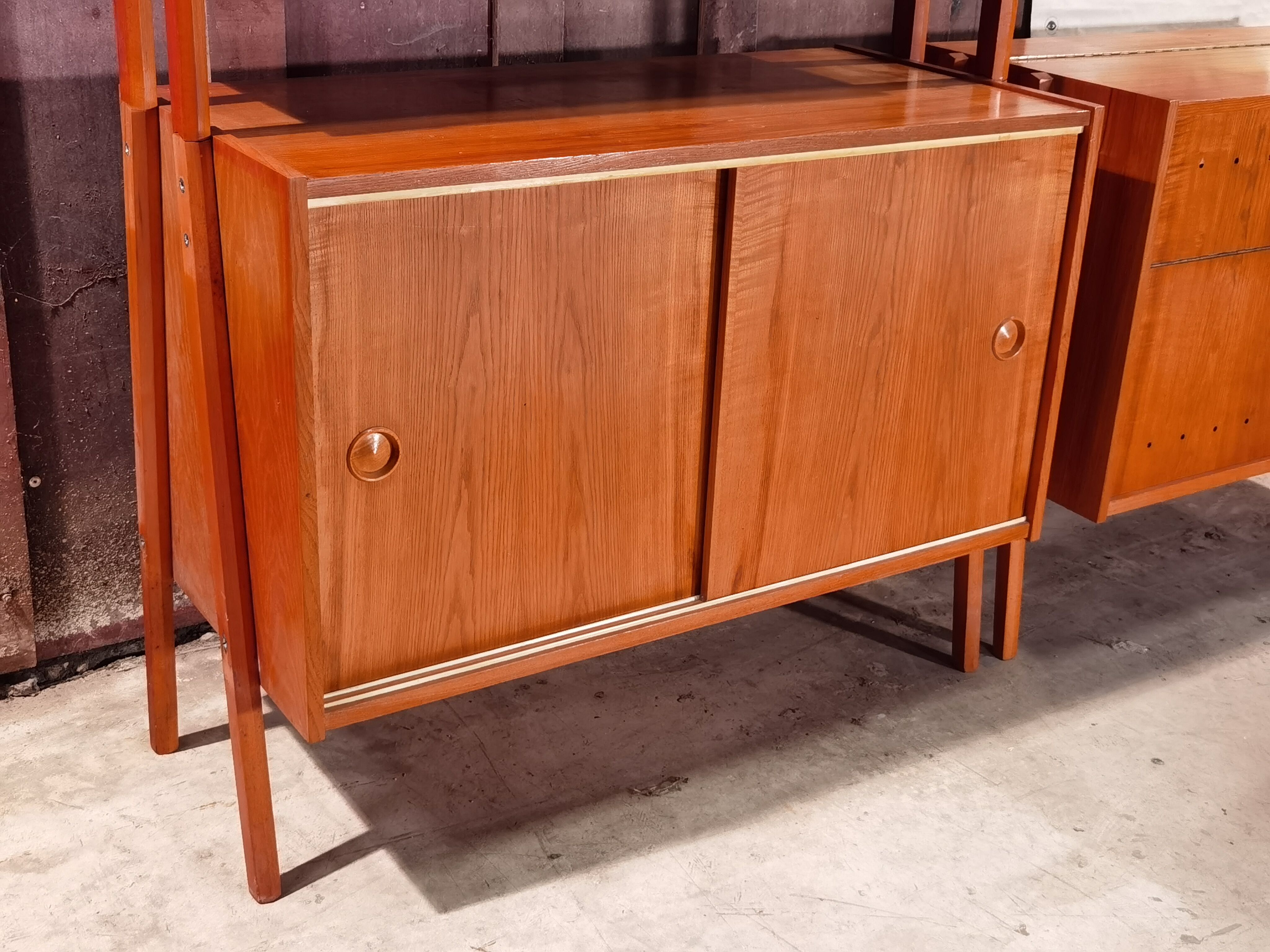 Console suspended Monti 300 by Franti-ek Jirak for Tatra