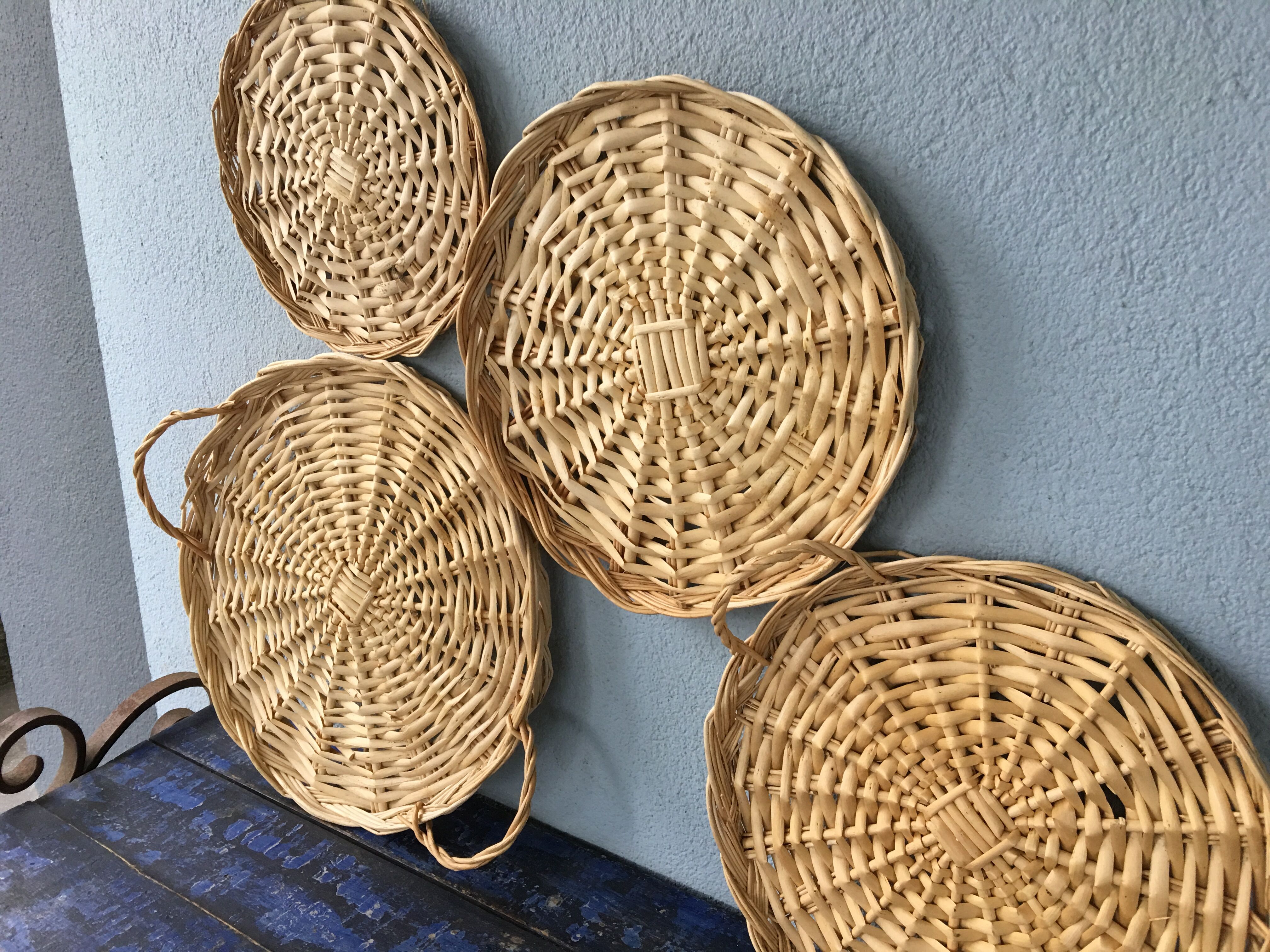 Lot de 4 plateaux rotin
