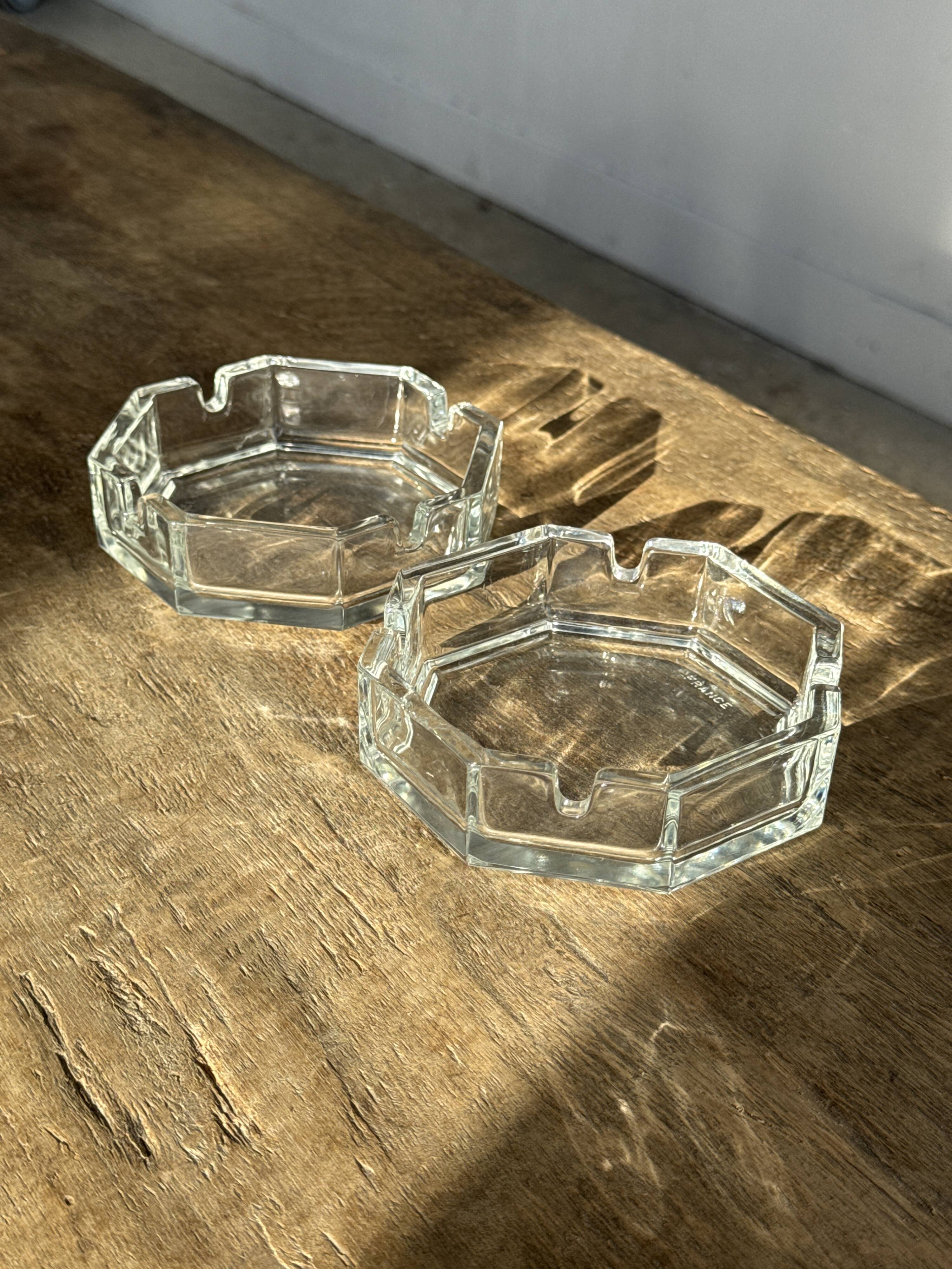 Set of 2 vintage octagonal glass ashtrays D11 H3.5