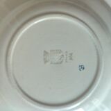 Hollow plates Earth of iron porcelain of Gien