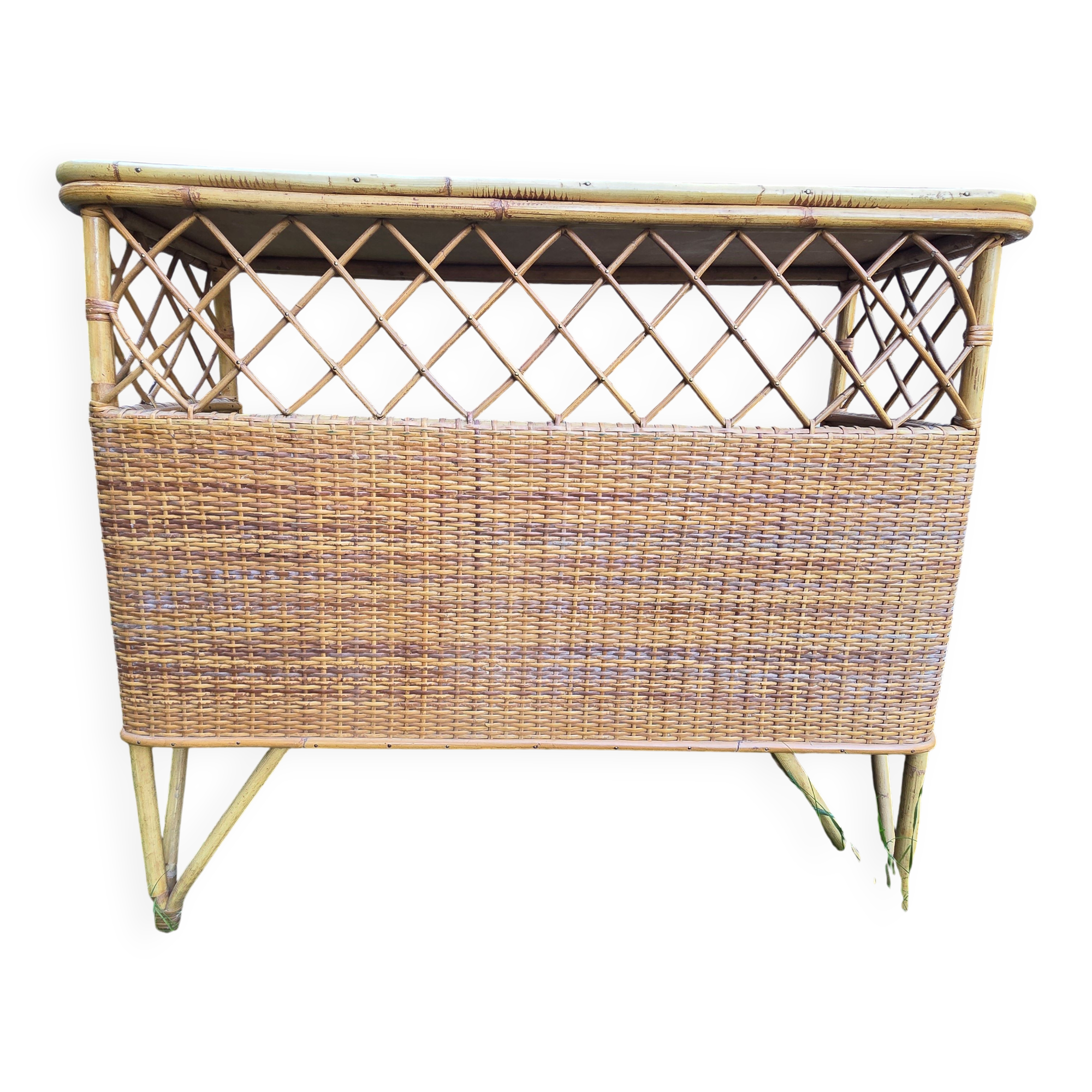 Vintage wicker bar stool set