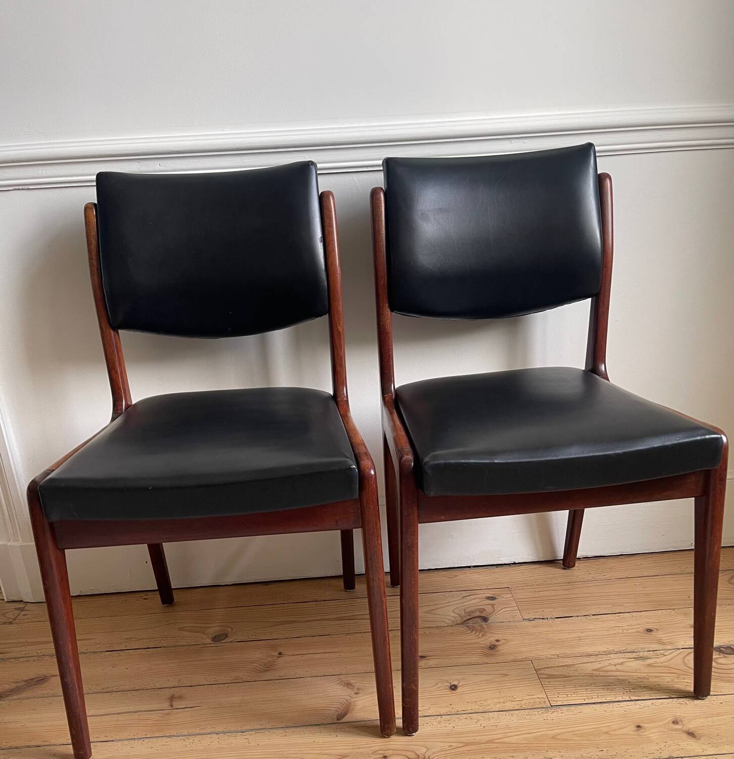 Stella Scandinavian chairs