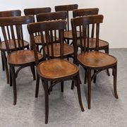 Série de 8 chaises bistrot Baumann en hêtre courbé, France vers 1930