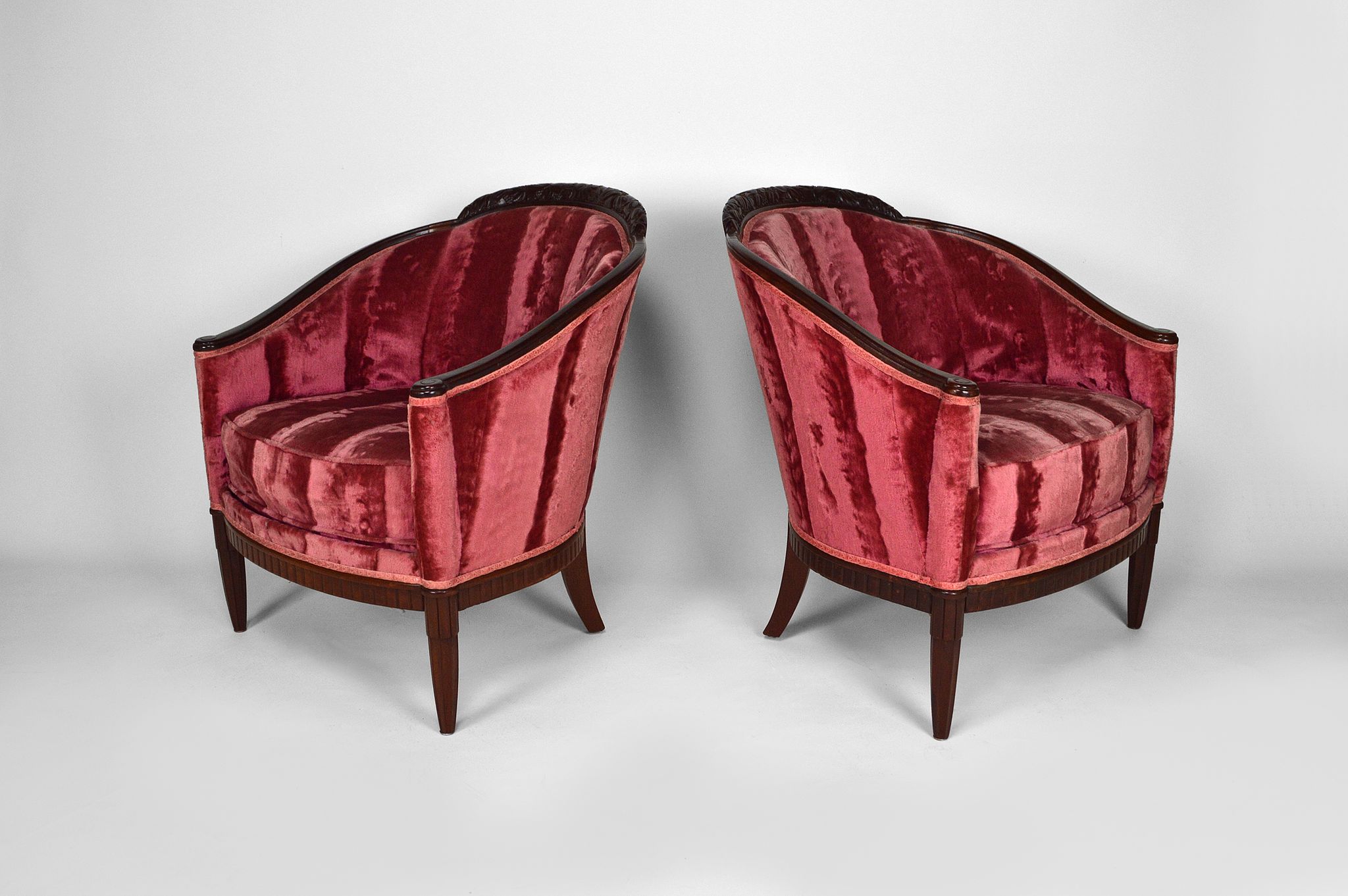 Art Deco Salon by Paul Follot in pink velvet, circa 1920