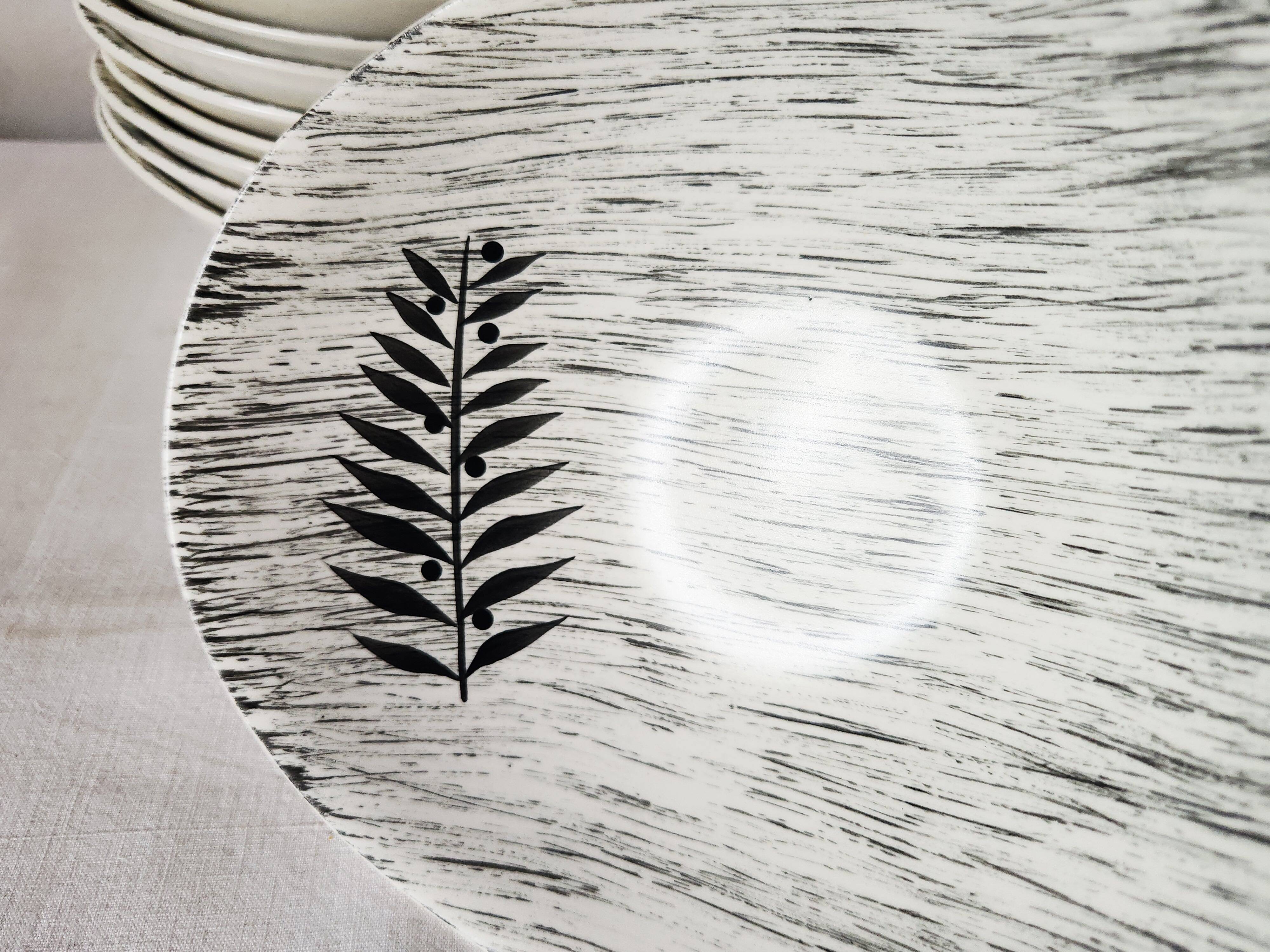 Vintage french 1960s stalins toledo - toledo dessert bowls black olive leaf