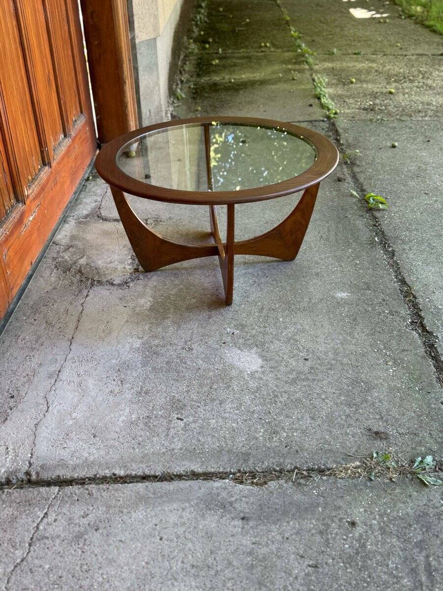 Mid-century modern teak and glass coffee table by Victor Wilkins for G-Plan, 1960s