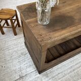 Central island trading counter in walnut