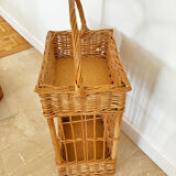 Wicker bar