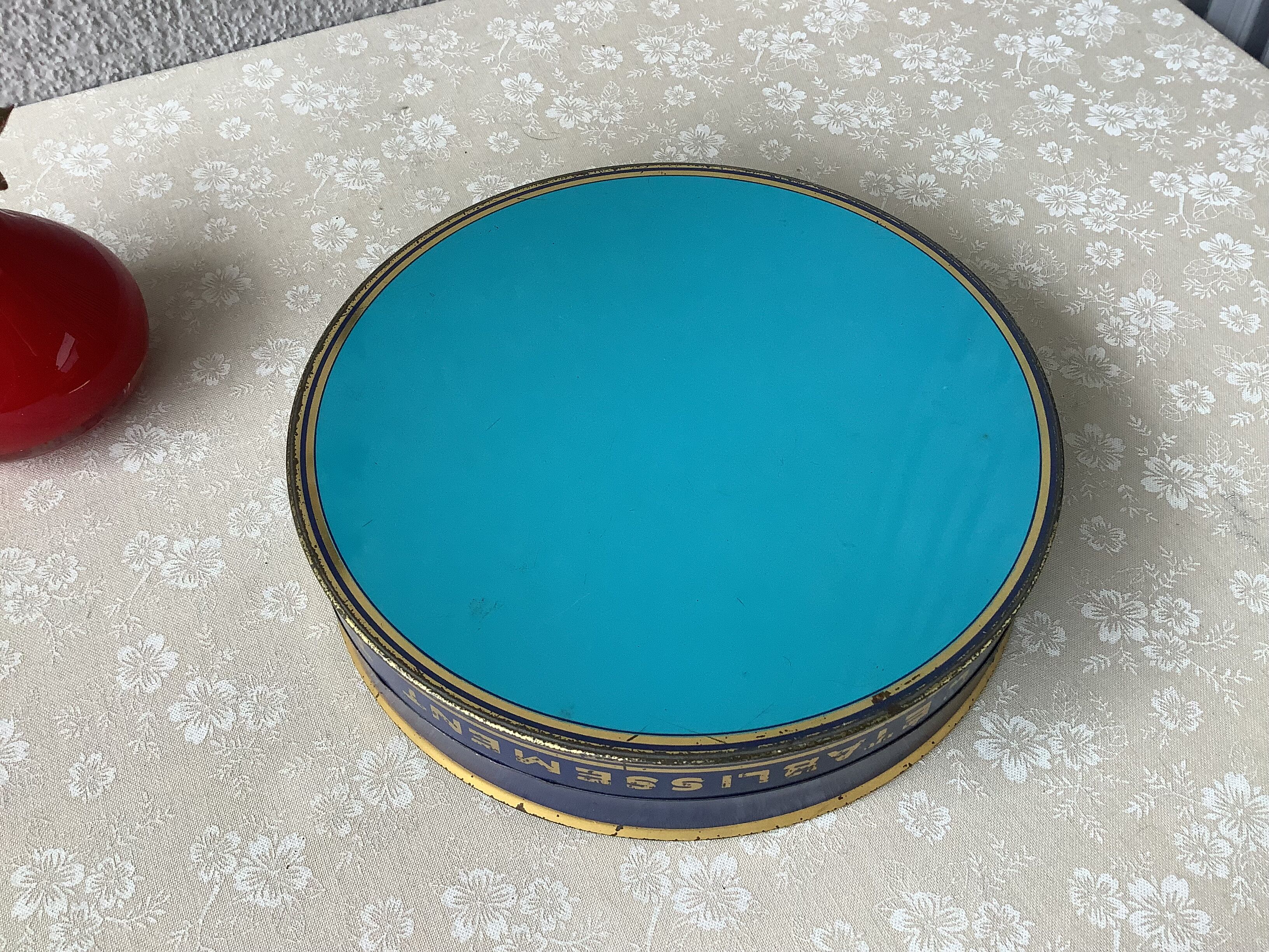Vichy barley sugar box