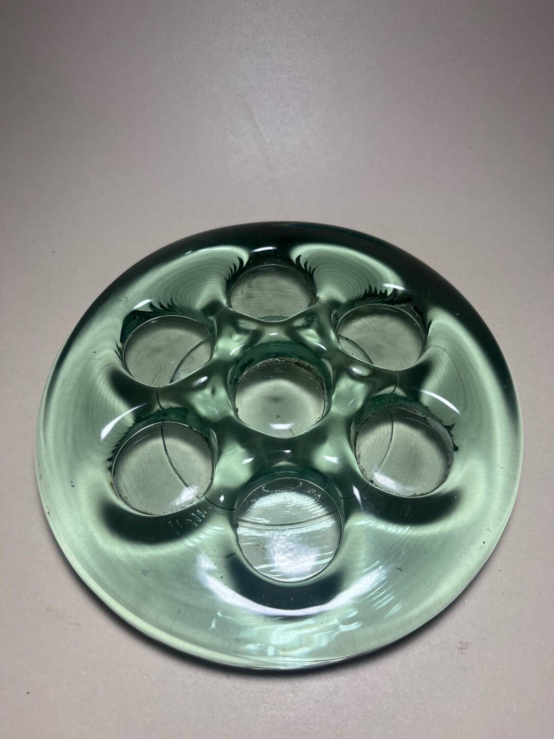 Tealight holder