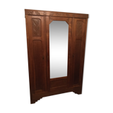 Vintage coat of arms with mirror