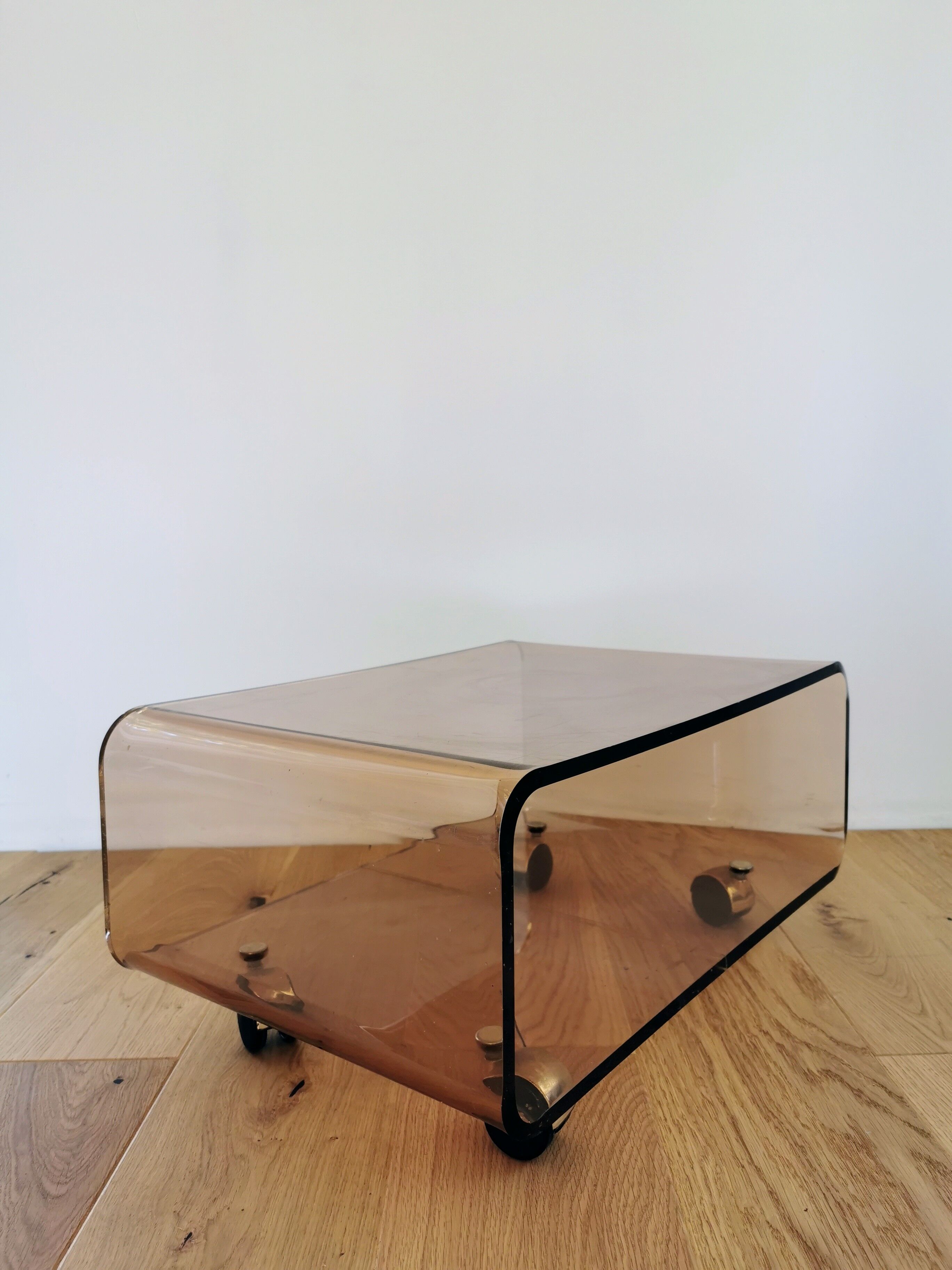 Plexiglas TV stand
